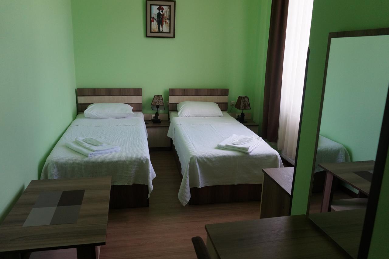 Villa Qero Batumi Kültér fotó
