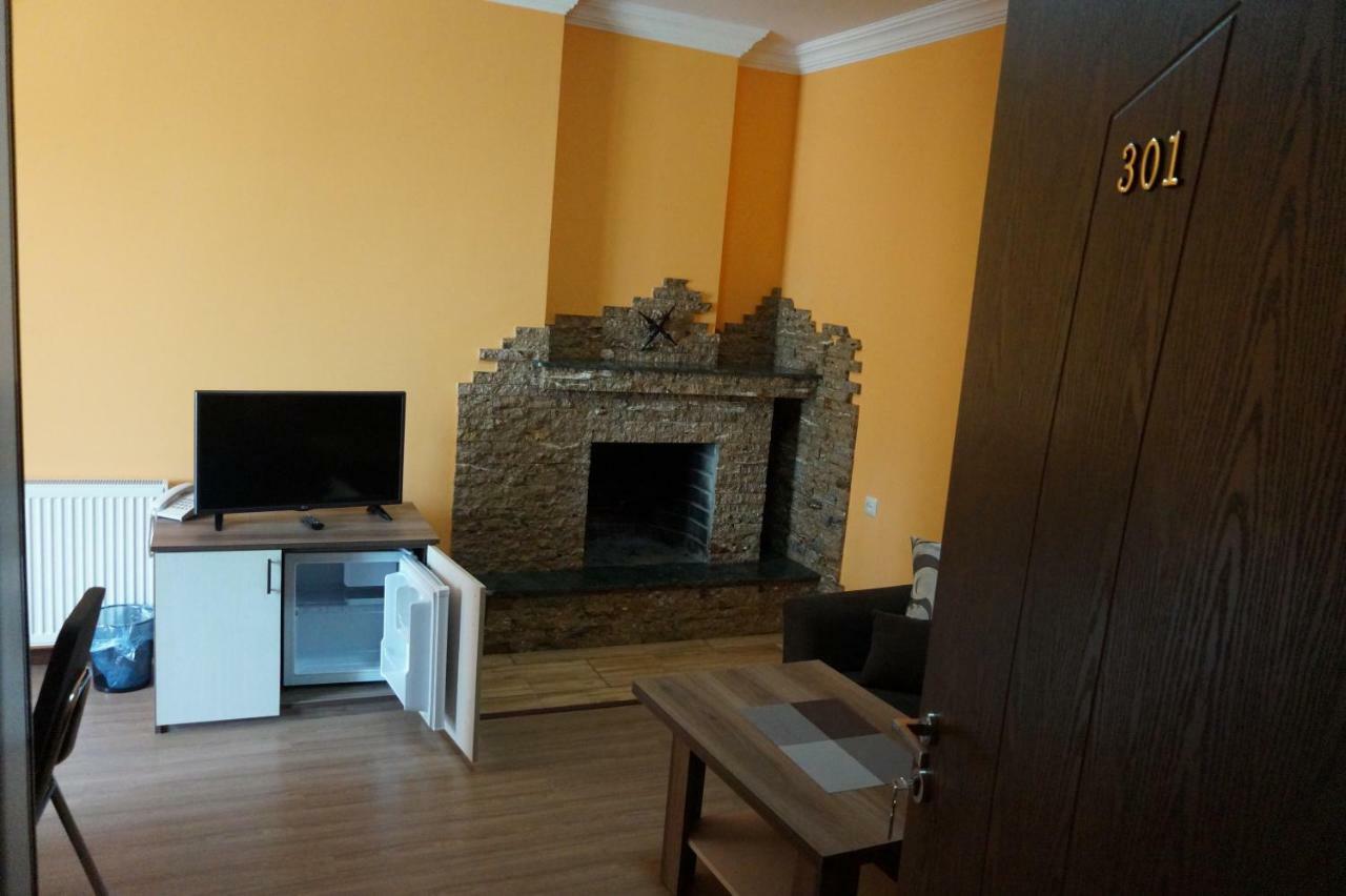 Villa Qero Batumi Kültér fotó